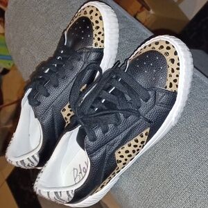 Blowfish Willa Black Sand Pixie Leopard Zebra Sneakers 8